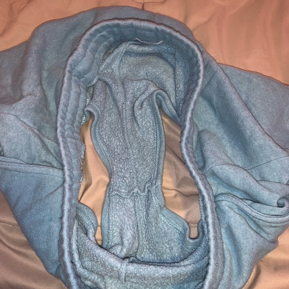 Blue sweat shorts - Picture 3 of 3